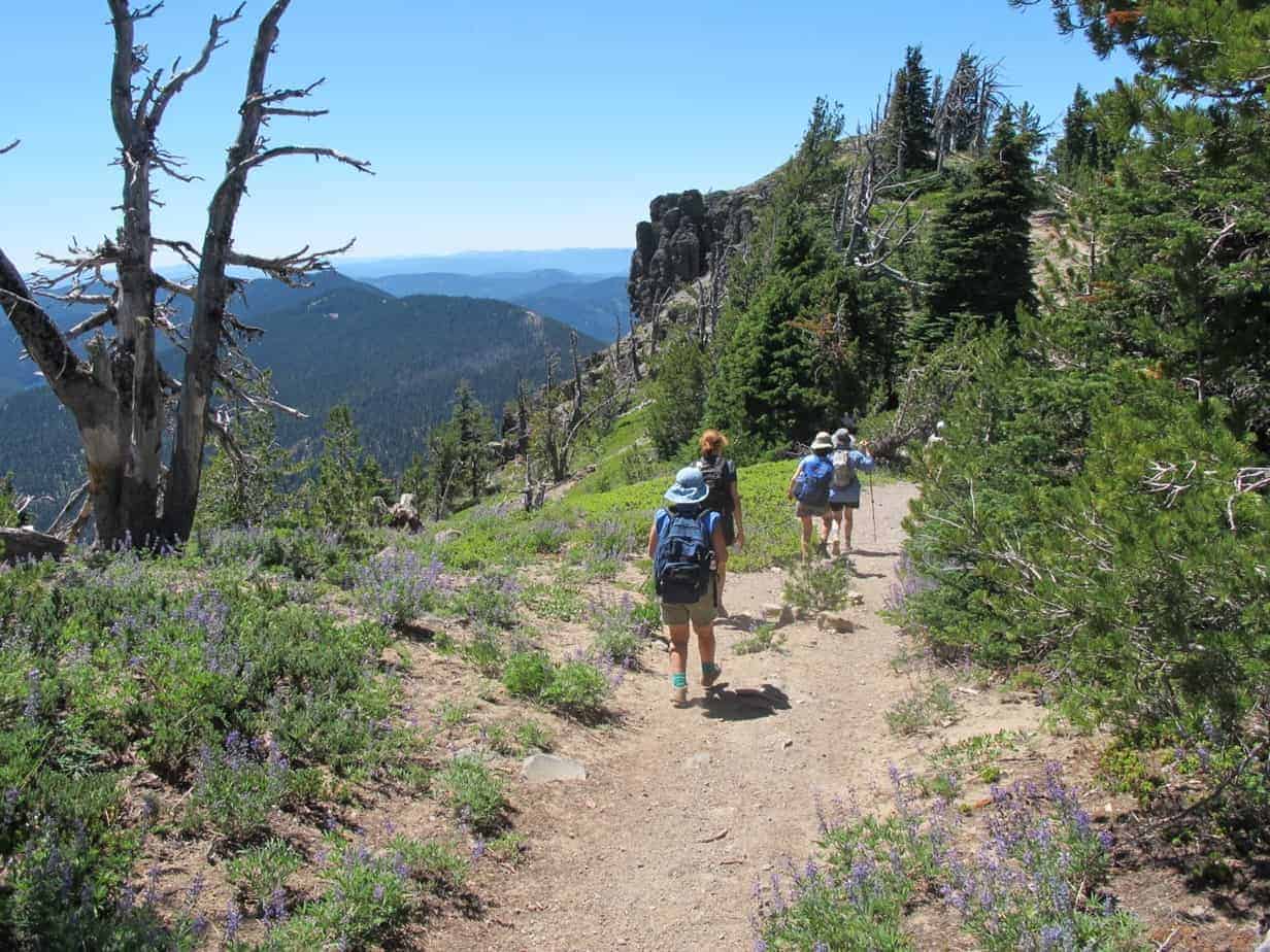 Hikes in outlet mount hood